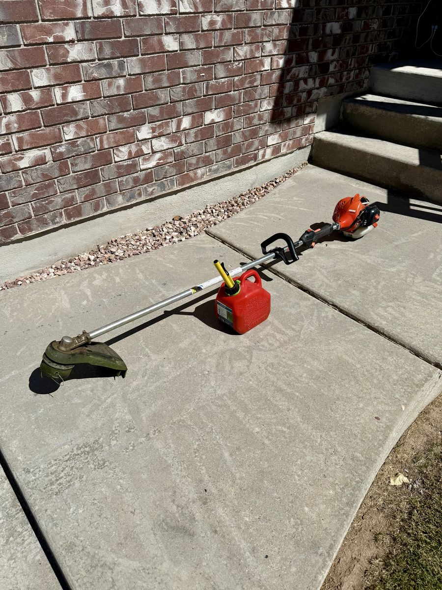 Echo SRM-225 Gas Trimmer Weed Eater