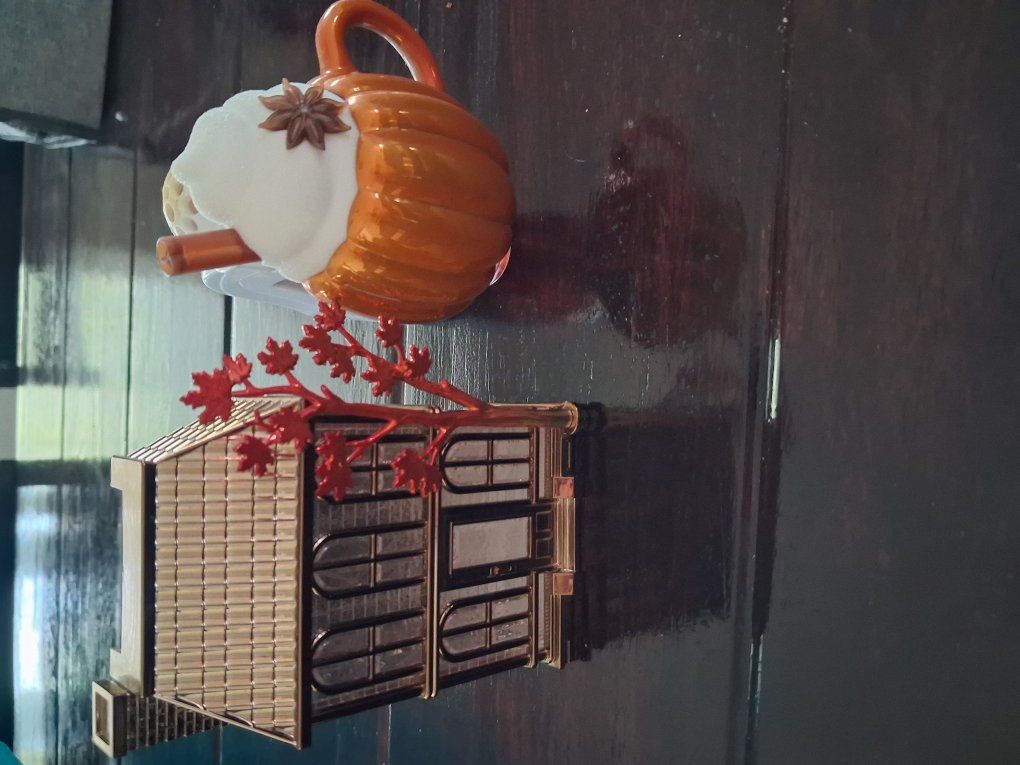 bath and body wallflowers and scents