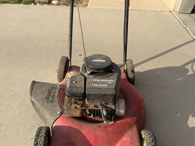 Moving sale
