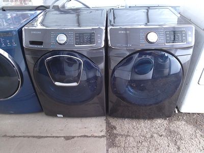 Samsung front load washer with matched electric dryer