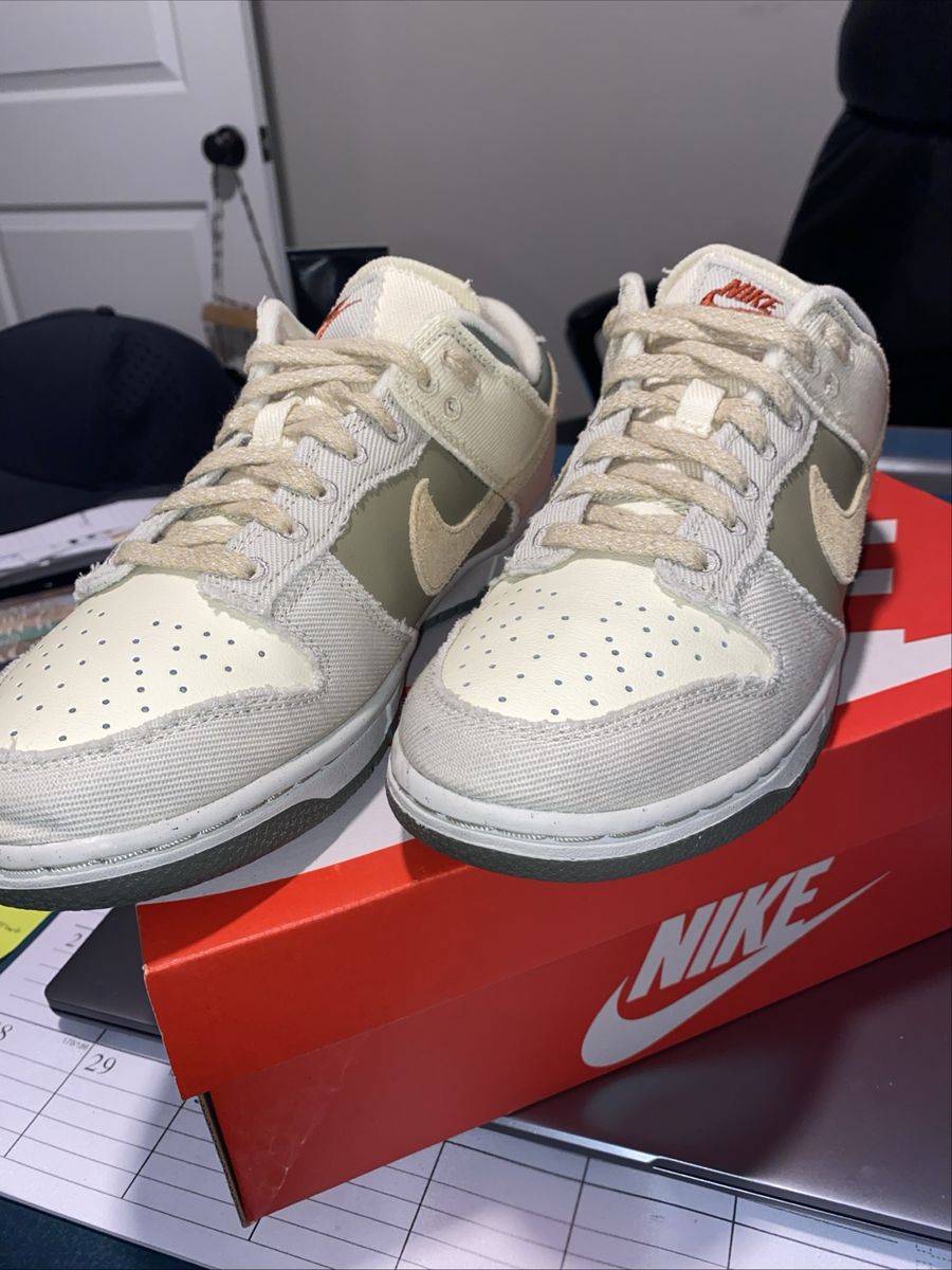 W Nike Dunk Low’s with no- FZ4341 100 - M-7/W 8.5 New in Box