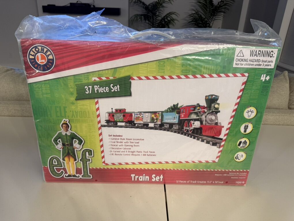 Elf Train Set - New Holiday Decor