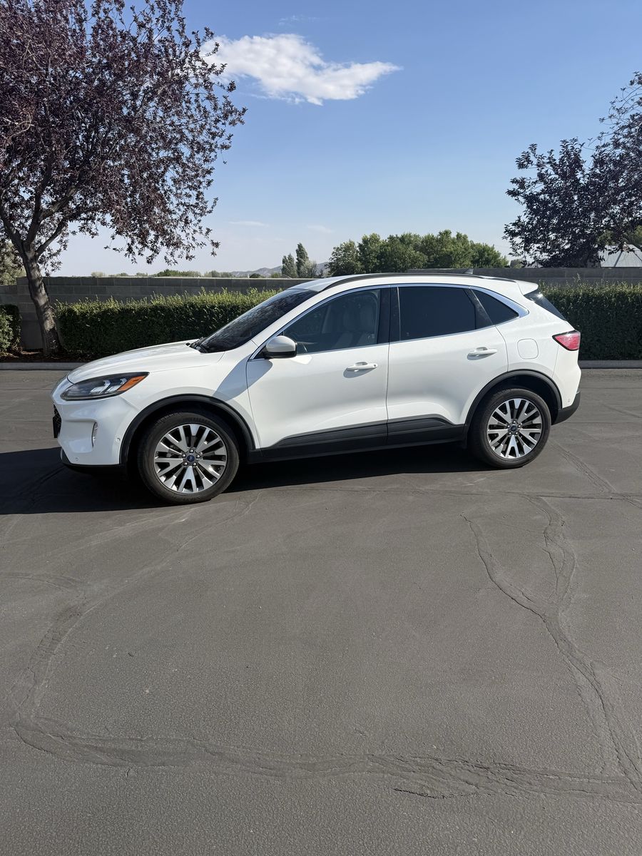 2021 Ford Escape Titanium