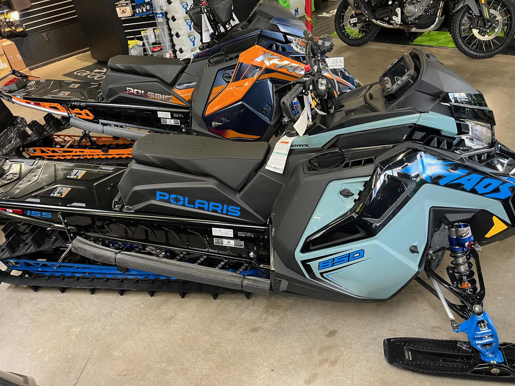 2026 Polaris® 850 RMK Khaos 155 Hemlock Blue / Black / Velocity Blue