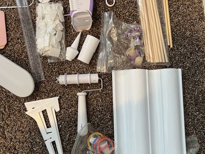 Cake decorating tools