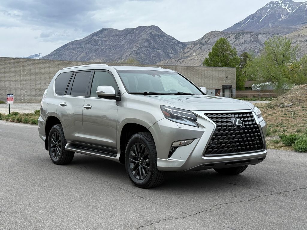 2020 Lexus GX Base