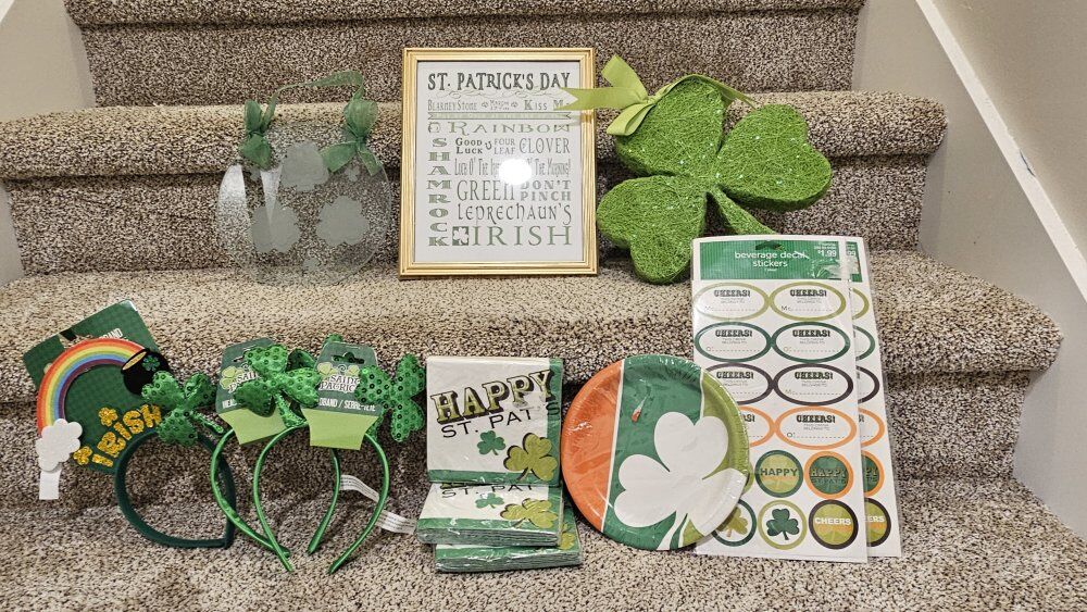 St Patricks Deor and party supplies