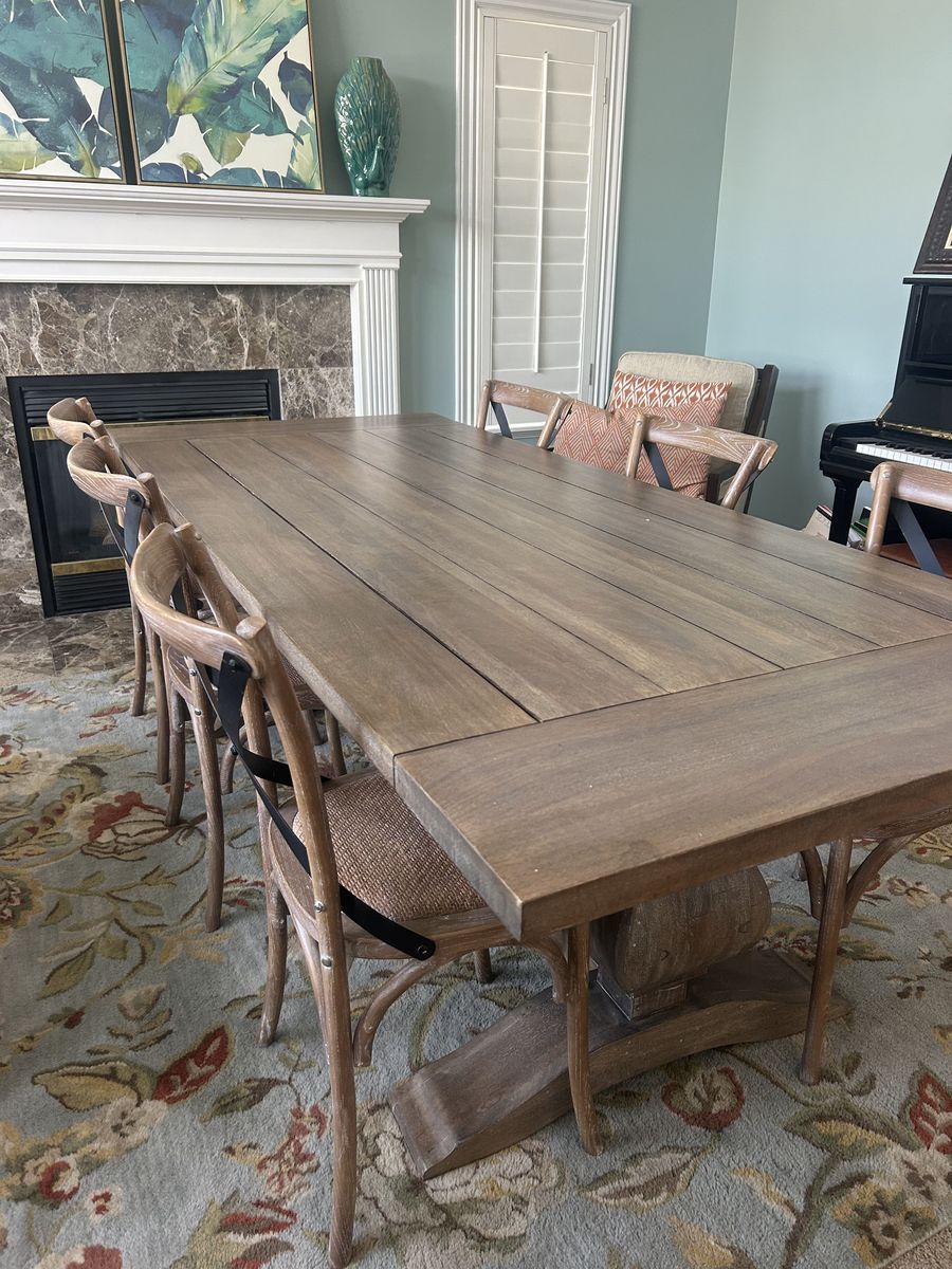 Dining Table & Chairs