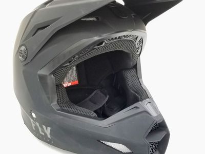 Fly Racing Kinetic Lite Helmet Solid Matte Black LARGE (73-3473L-L-R1-S3)
