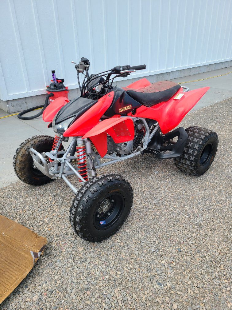 2004 honda trx450r