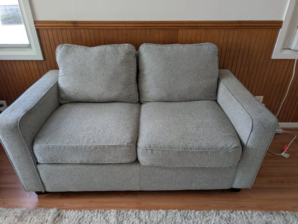 Main image 4