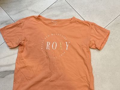Roxy Size 12 (L) T-Shirt.
