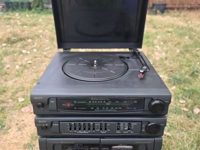 Vintage GPX Stereo home music System - AM/FM Radio, Dual Cassette Deck, CD Player, High-Speed Dubbing