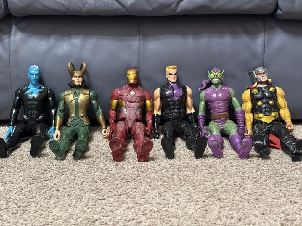 12In Action Figure Marvel Avengers Available:1