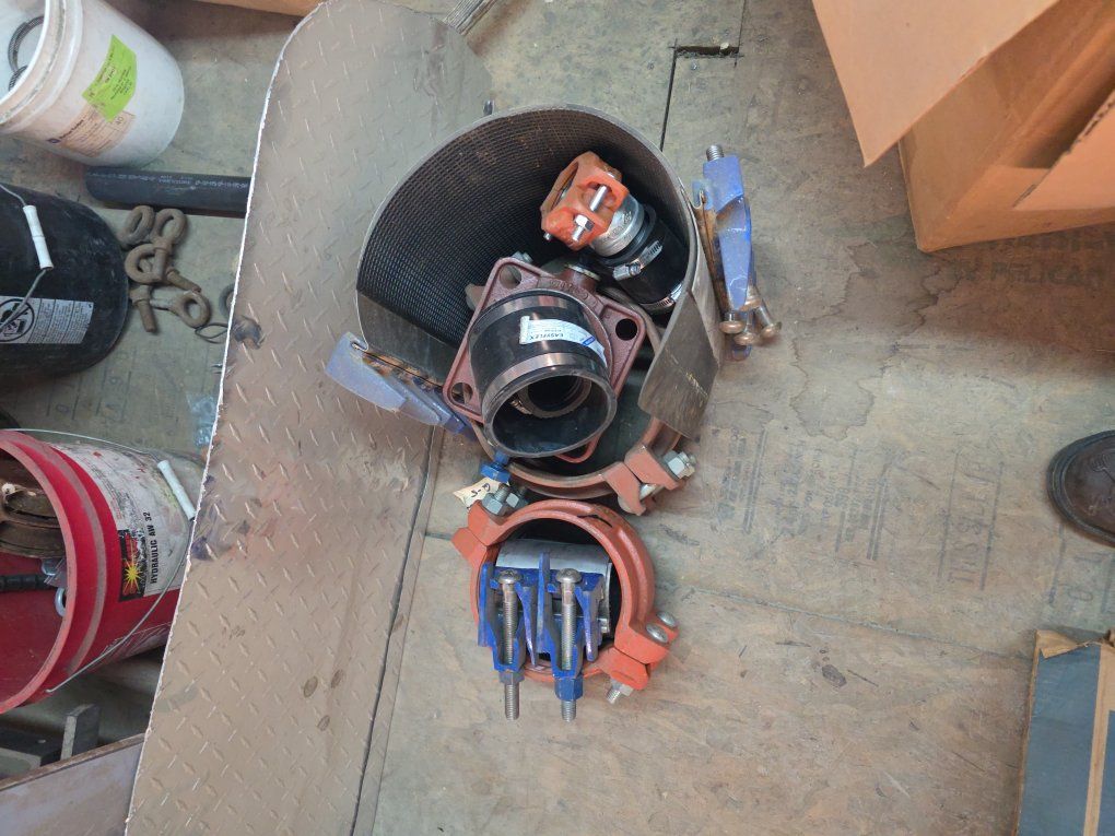 misc. pipe fittings and pipe stuff