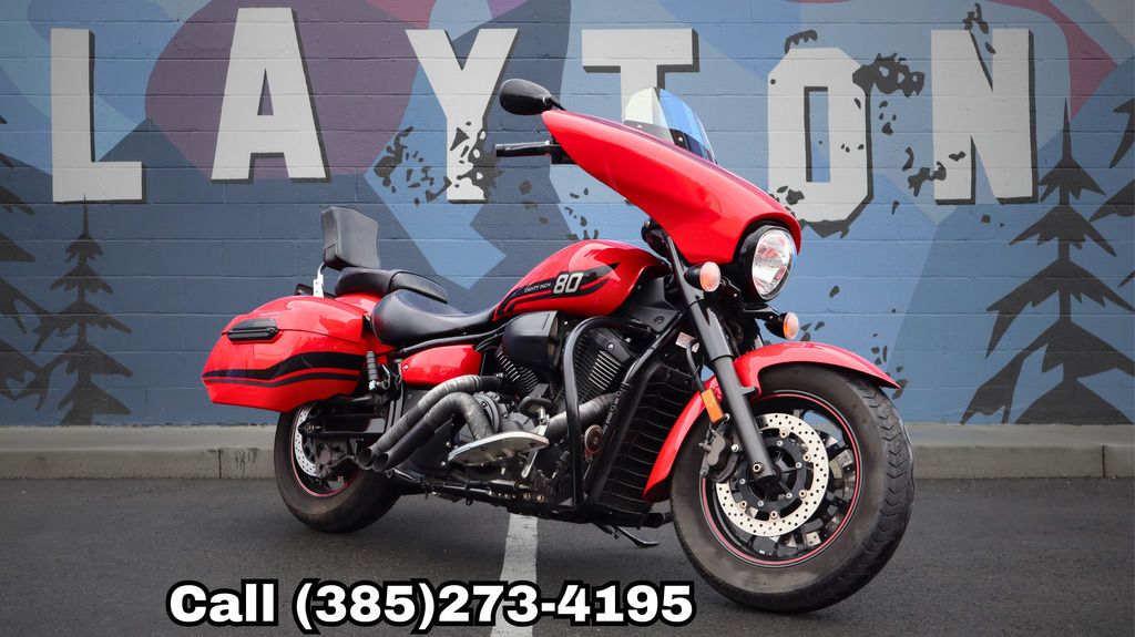 2015 Yamaha V Star® 1300 Deluxe Rapid Red
