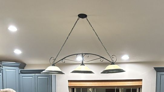 Lighting fixtures