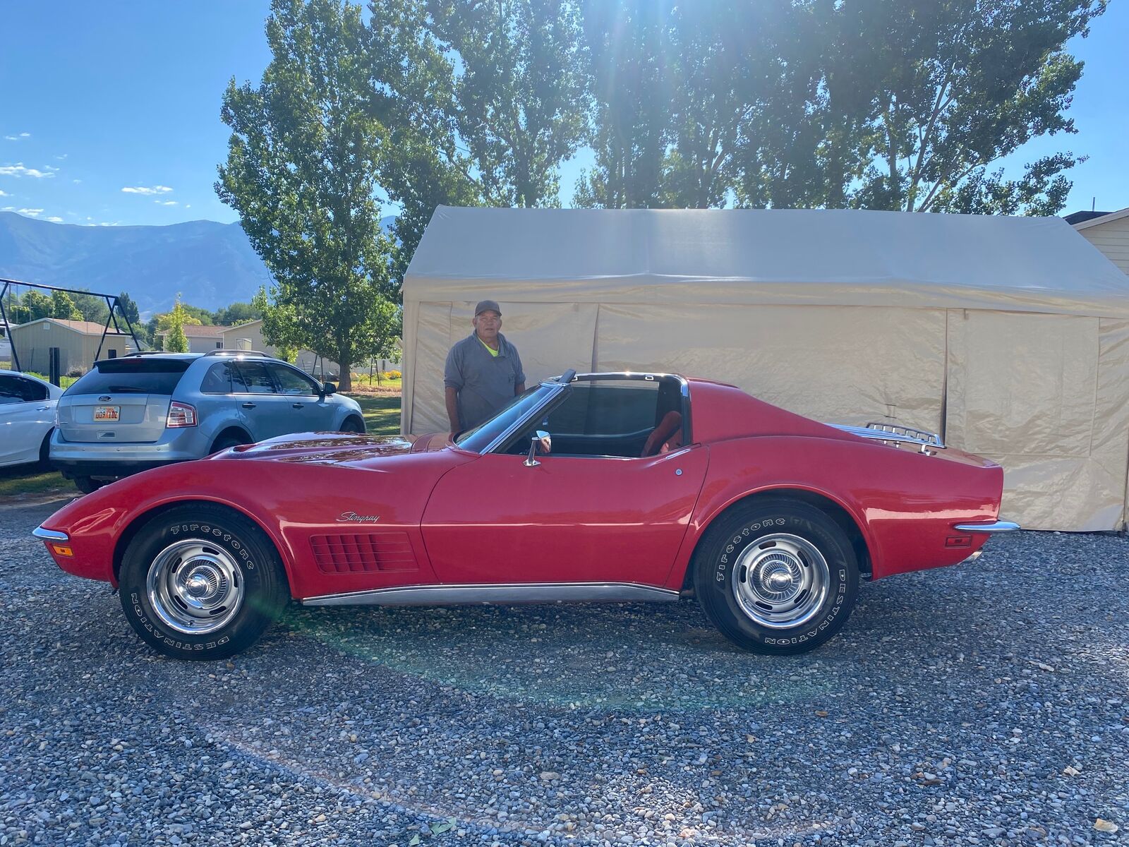 BUYING! Collector/Appraiser buying Antiques/ Collectibles/ Coins, Jewelry, and Vintage cars