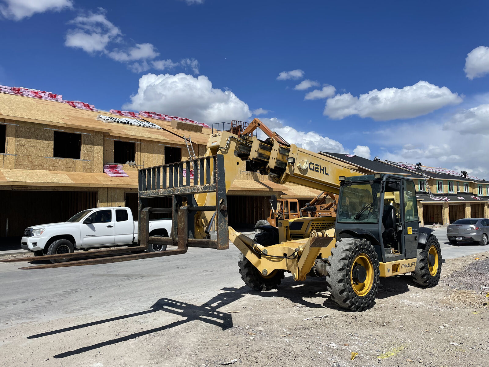 Gehl 11,000 Lb Capacity 55Ft. Reach Telescopic Forklift for Rent!