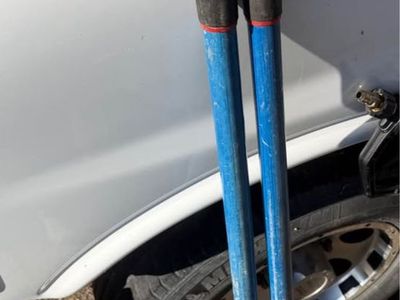Post Hole Digger Manual Blue Handles Hand ToolGREAT CONDITION CASH ONLY!