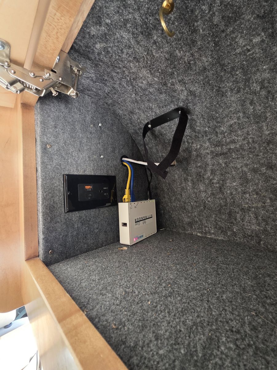 Main image 8