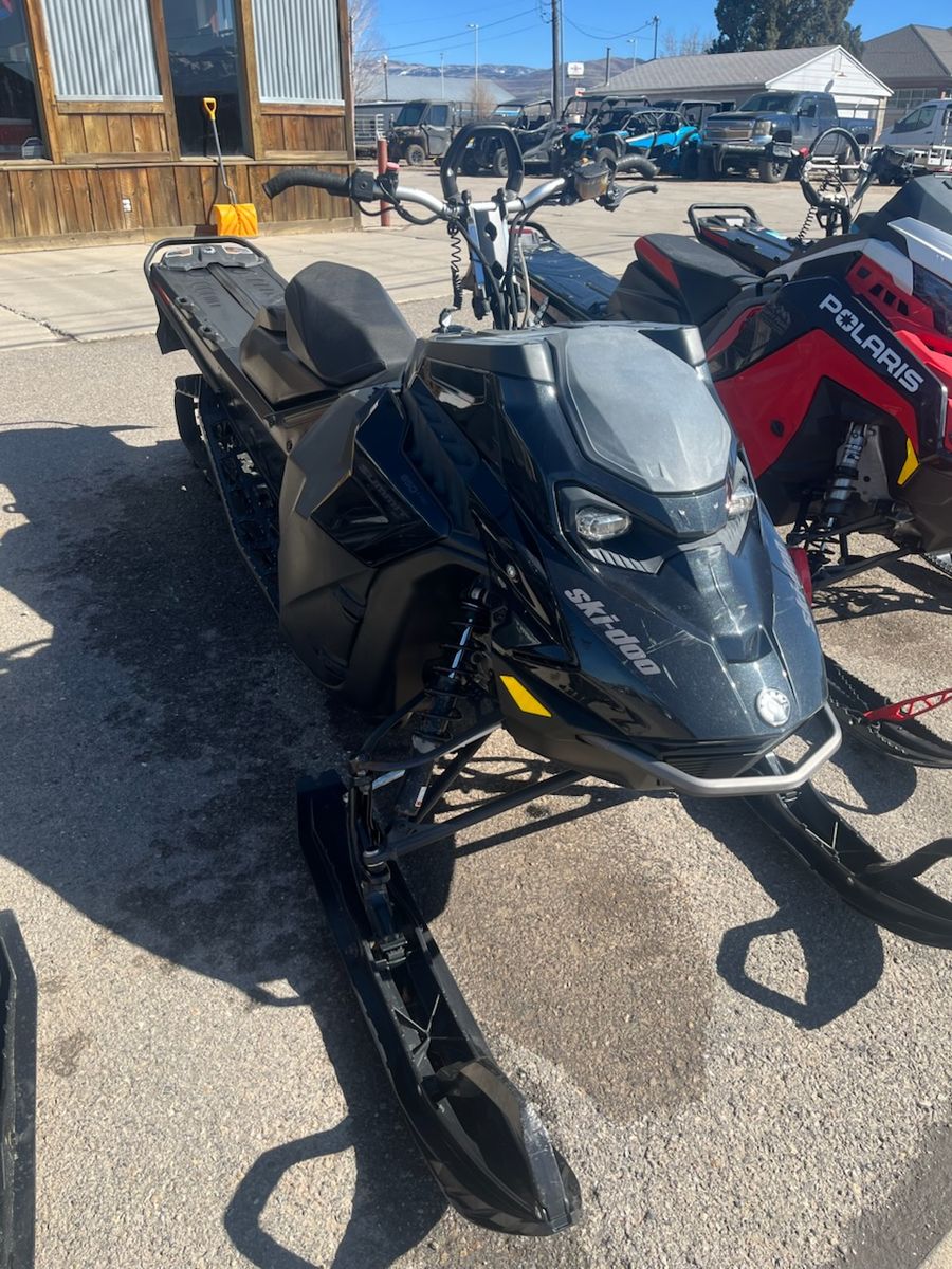 2023 SkiDoo Summit Adrenaline 850 165