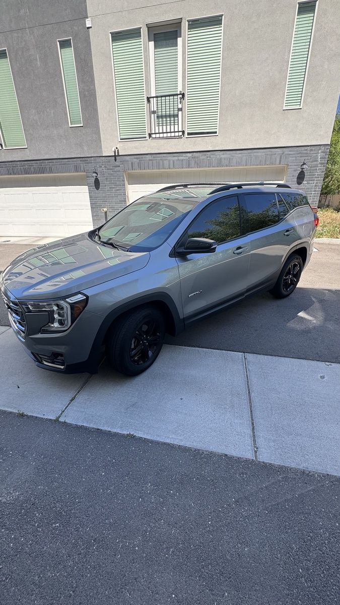 2023 GMC Terrain AT4