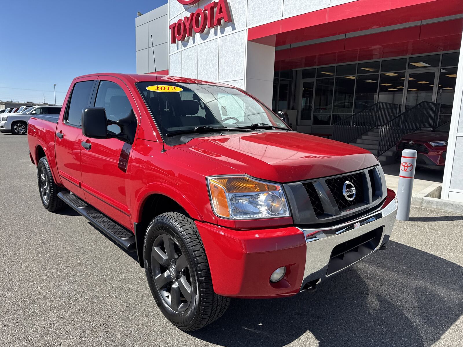2012 Nissan Titan SV
