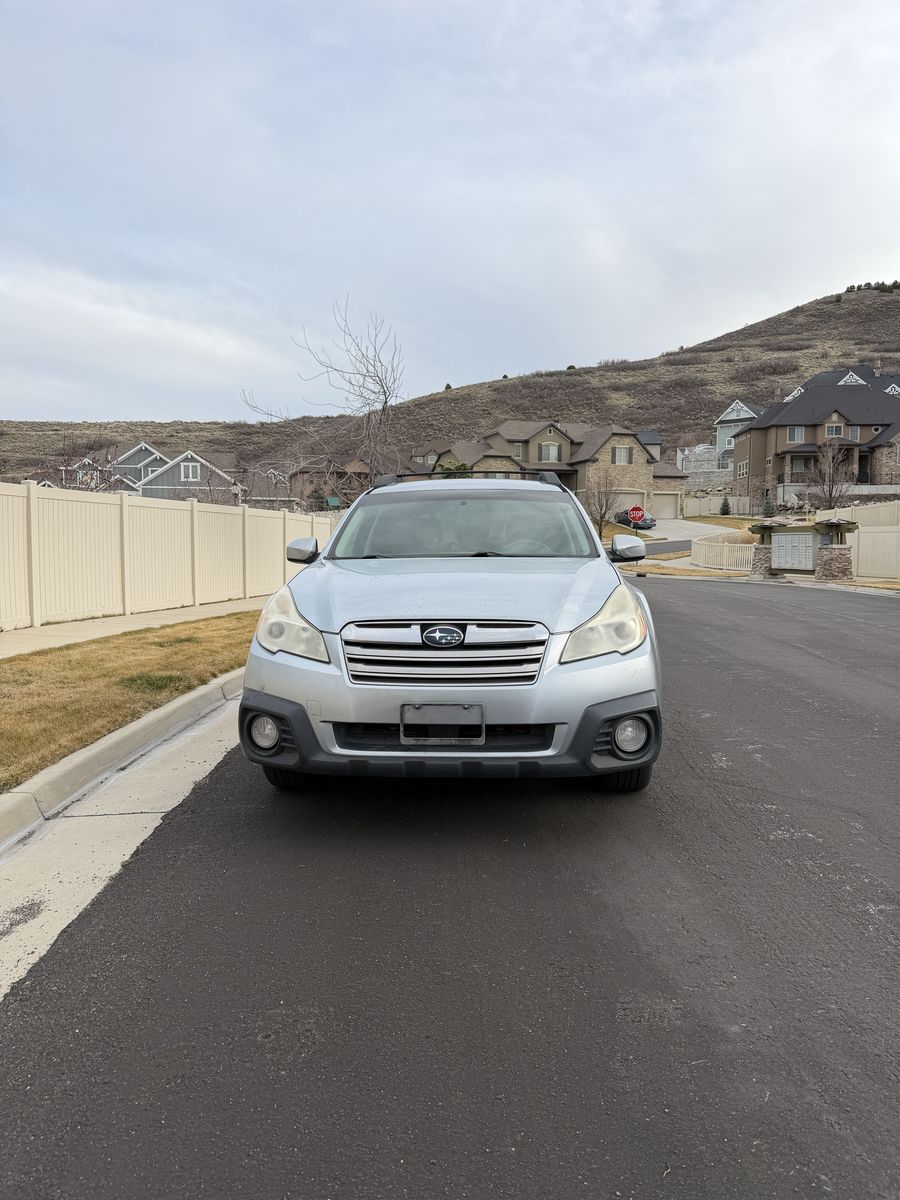 2013 SUBARU OUTBACK 2.5i Premium