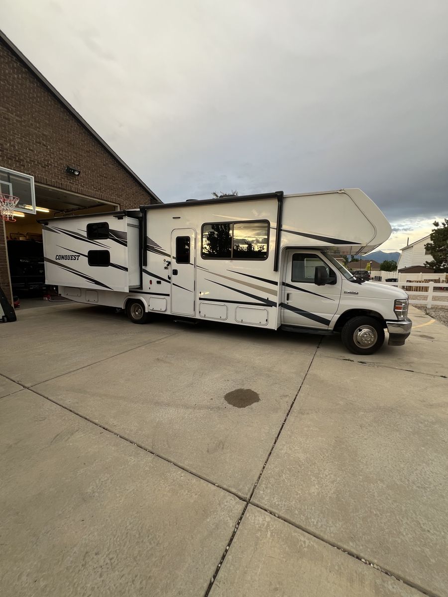 2022 Gulf Stream Conquest 4950 Miles