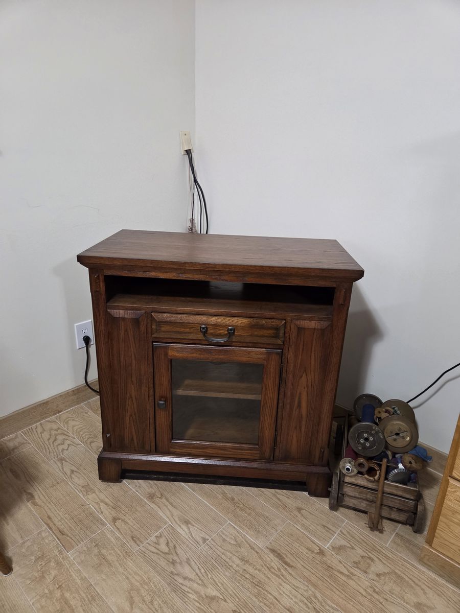TV Stand / Cabinet