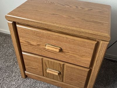 Wood Nightstand w/ 2 drawers
