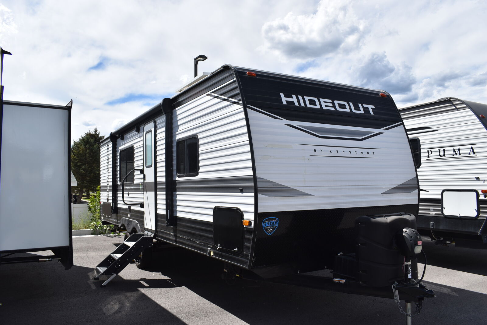 2023 Keystone Hideout M-25BHN