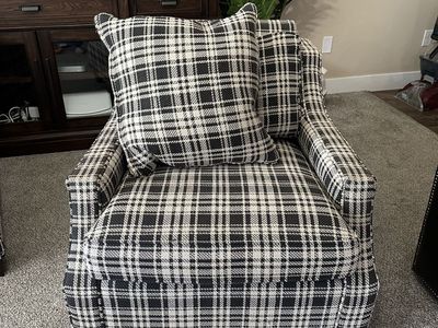 Thomasville Accent Chair