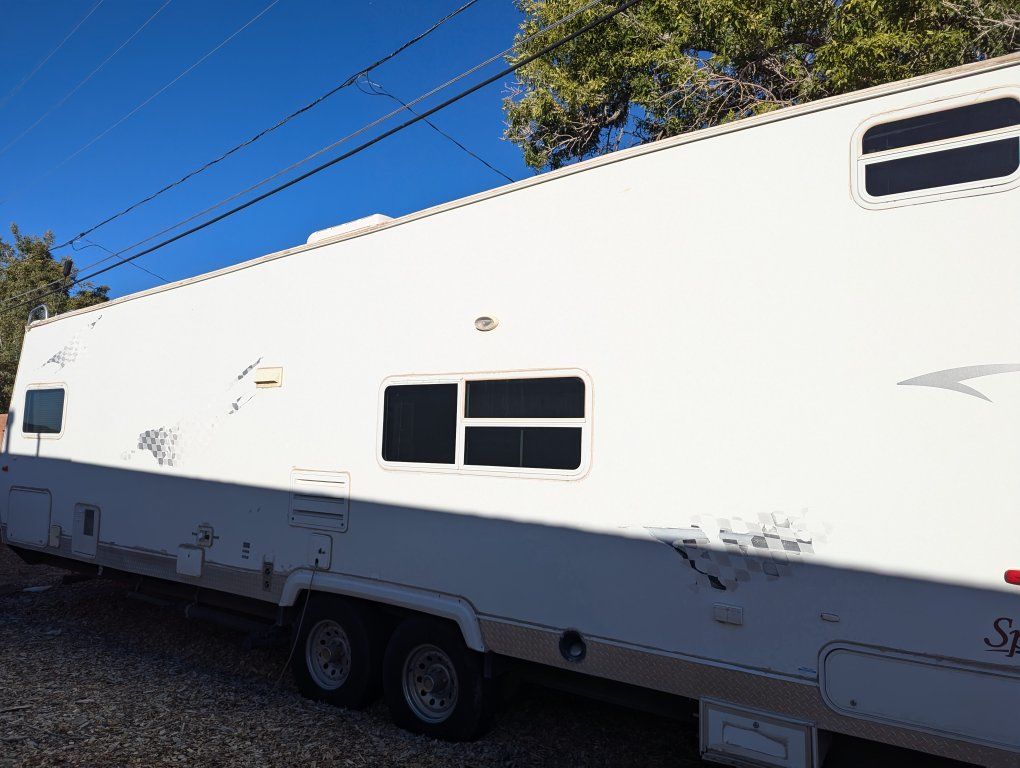 2004 Forest River Toy Hauler, Great space, good condition, excellent price