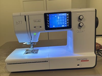 Bernette B77 Sewing Machine