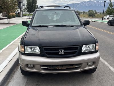 Honda Passport V6 SUV with Roof Rails