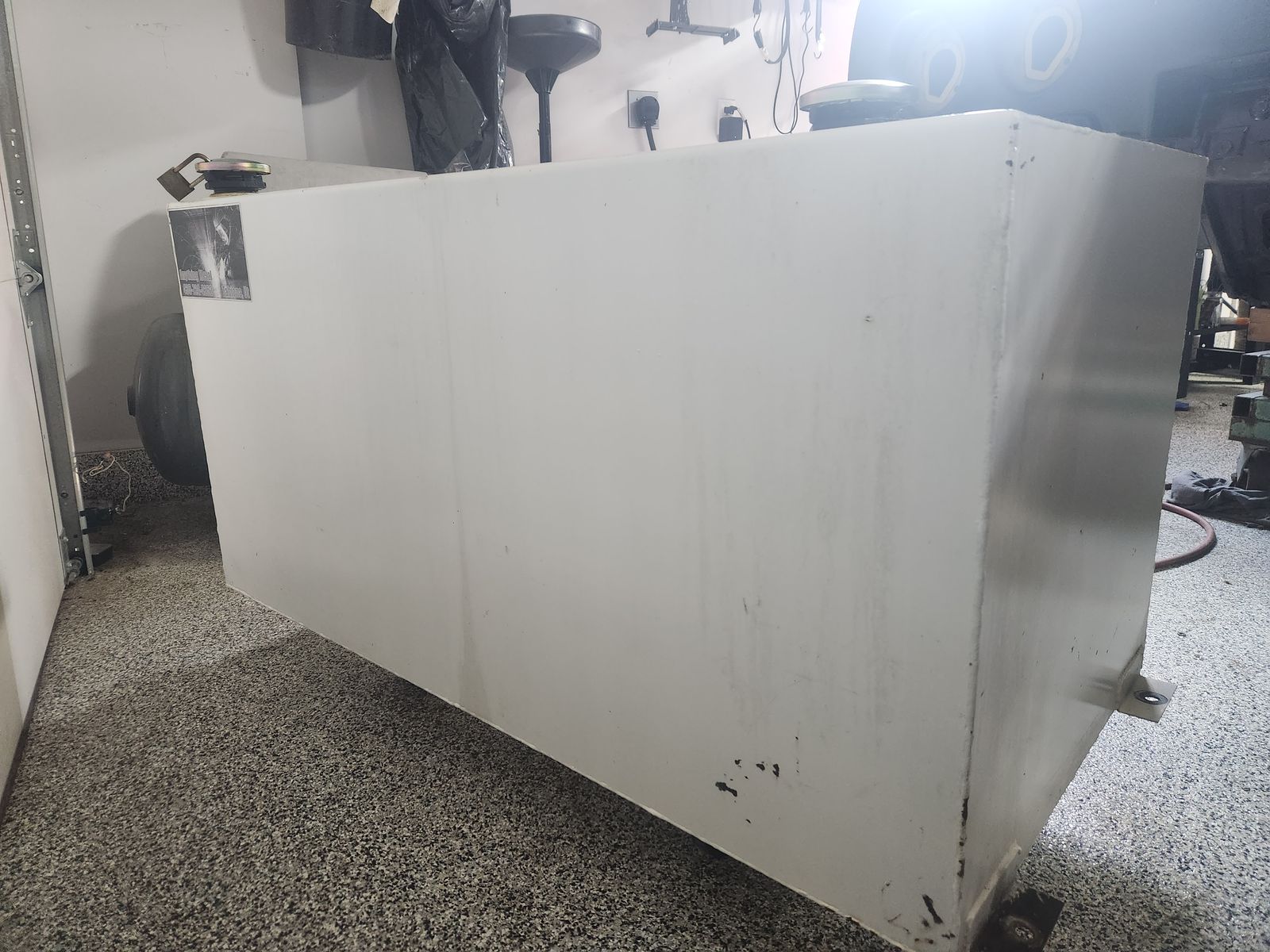 100 gal. Fuel transfer tank and pump