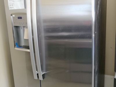New Counter Depth Side by Side Refrigerator~1 Year Factory Warranty