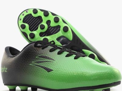 Soccer cleats Men’s size 10 x wide