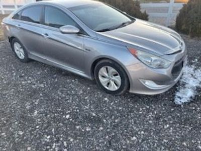 2013 Hyundai Sonata Hybrid