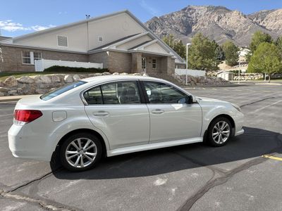 2013 Subaru Legacy 2.5i Premium