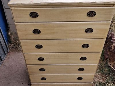 vintage\antique 6 drawer dresser