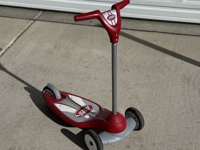 Radio flyer scooter