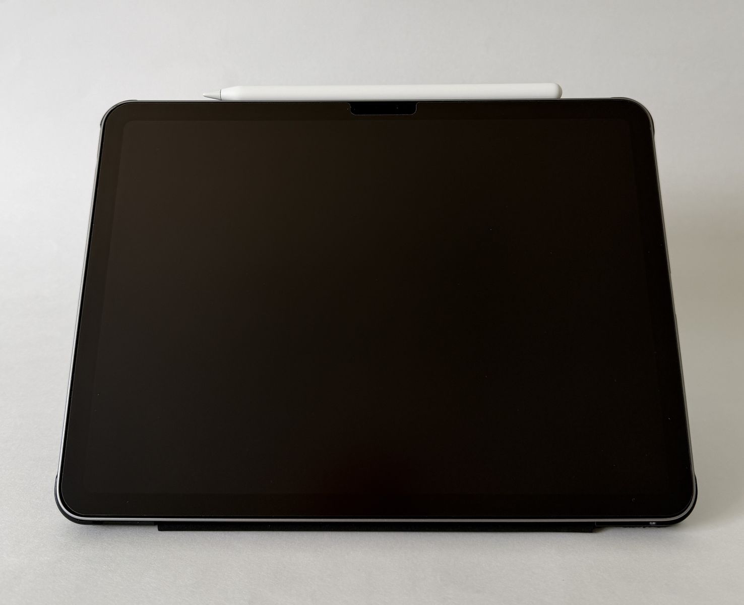 Apple iPad Air 11" M3 – 128GB with Pencil Pro, case, and screen protector