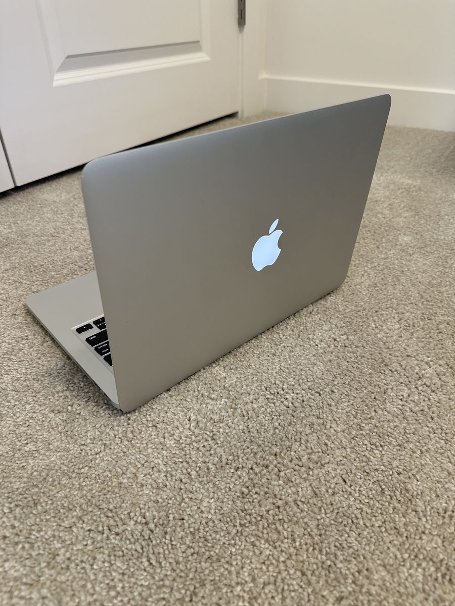 Apple MacBook Pro