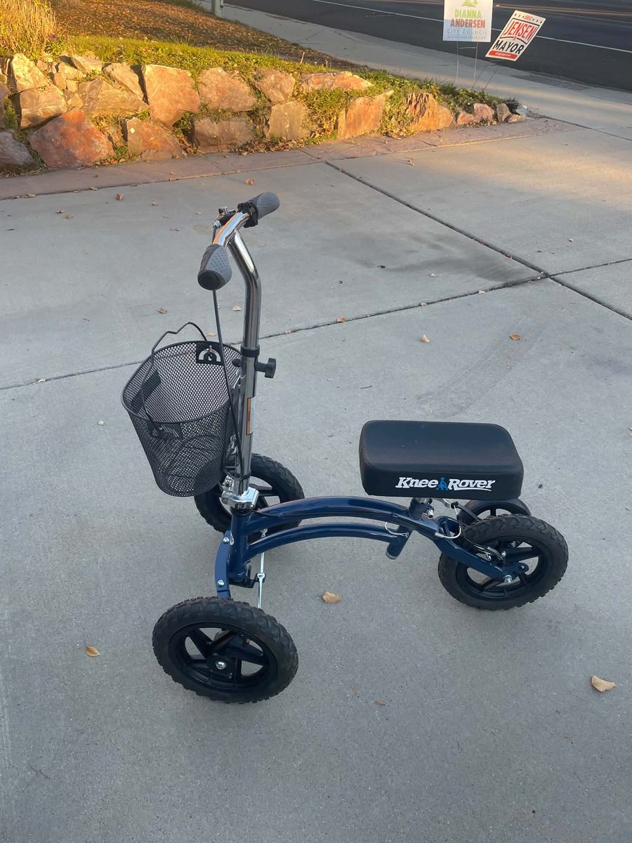 Like New Knee Scooter
