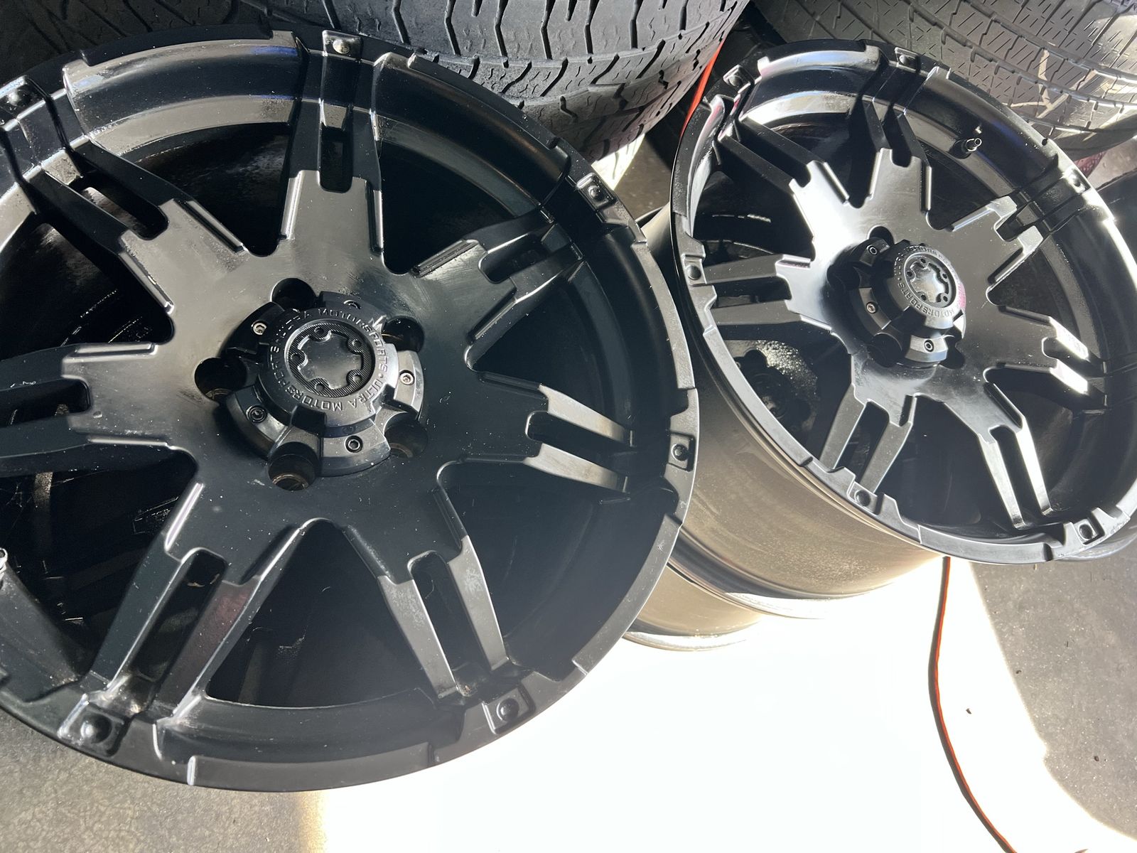 18 Ultra Wheels 5x5 Jeep Chevy Dodge 