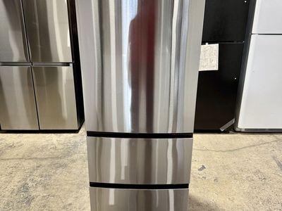 NEW GE 24 INCH COUNTER DEPTH BOTTOM FREEZER REFRIGERATOR