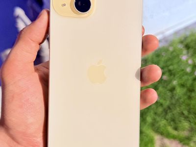 Apple iPhone 15 Plus, 128 GB - Unlocked